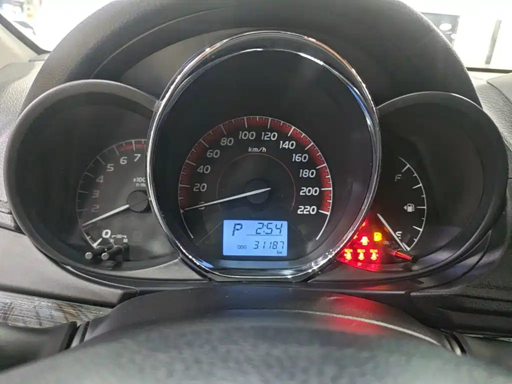 Toyota Vios FS — миниатюра 12