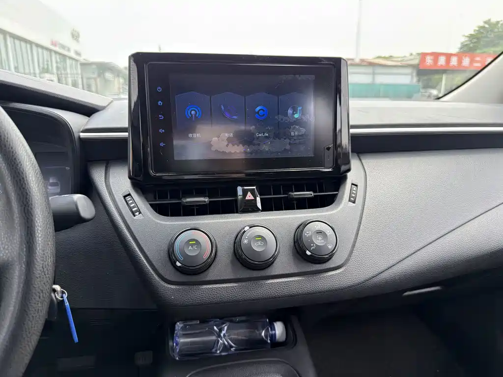 Toyota Corolla — миниатюра 6