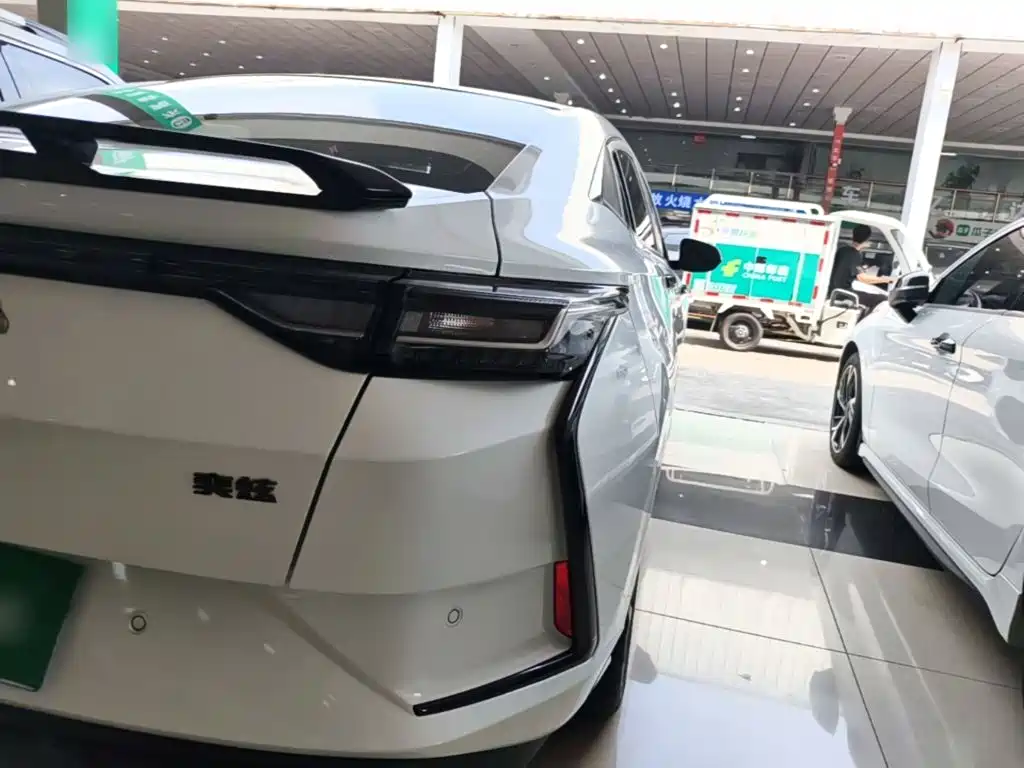 Aeolus Yixuan — миниатюра 8