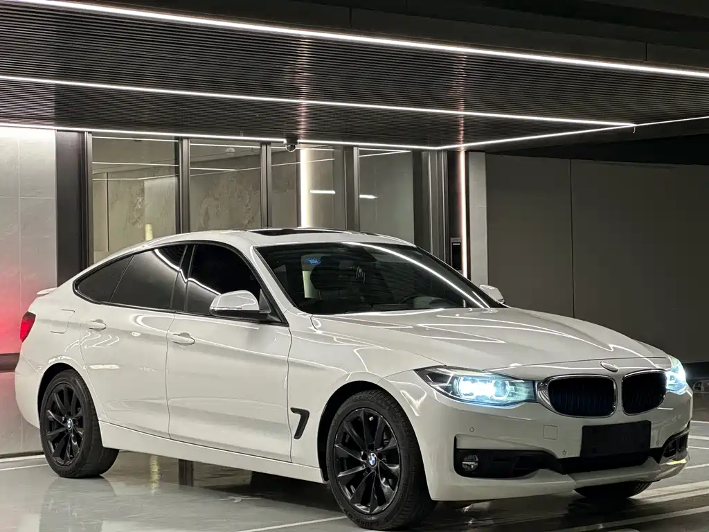 BMW 3 Series GT 3 GT 2018 320i Fashion