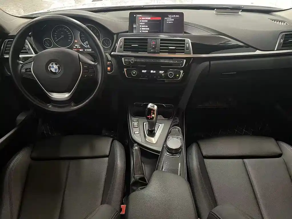 BMW 3 Series — миниатюра 9