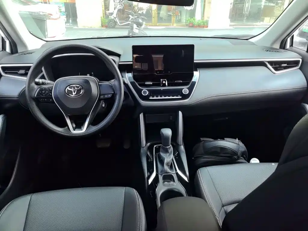 Toyota Frontlander — миниатюра 10