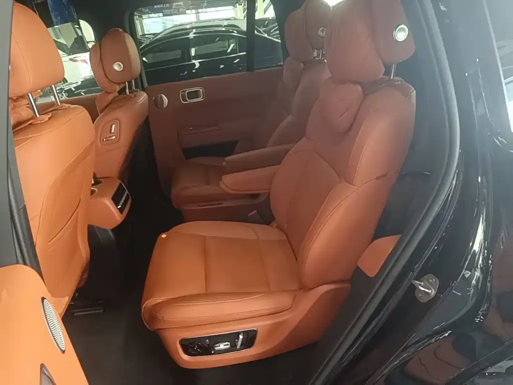 Li Auto Li L8 — миниатюра 17