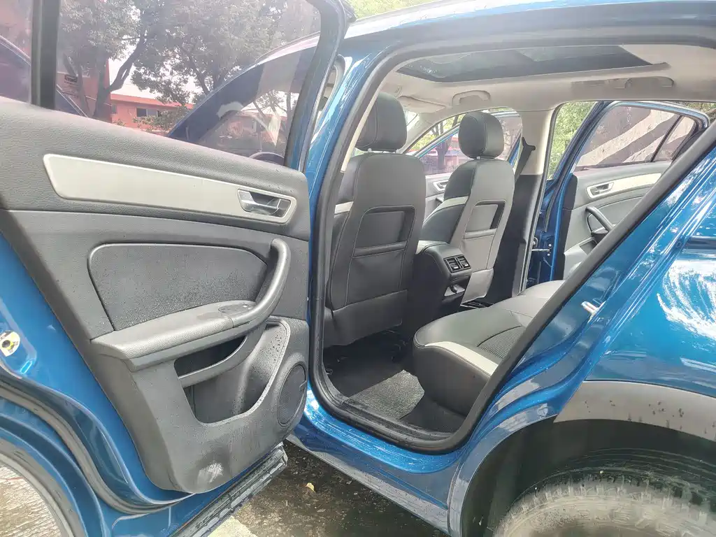 Qoros Qoros 5 — миниатюра 7
