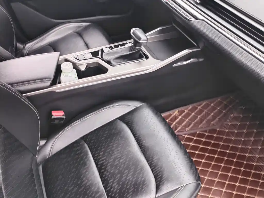 Geely Emgrand — миниатюра 8