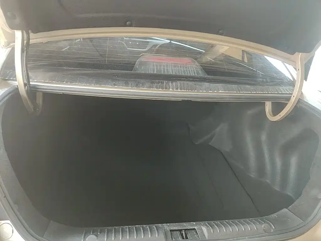 Geely Vision — миниатюра 19