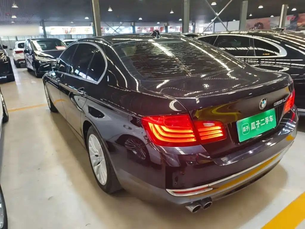 BMW 5 Series — миниатюра 5