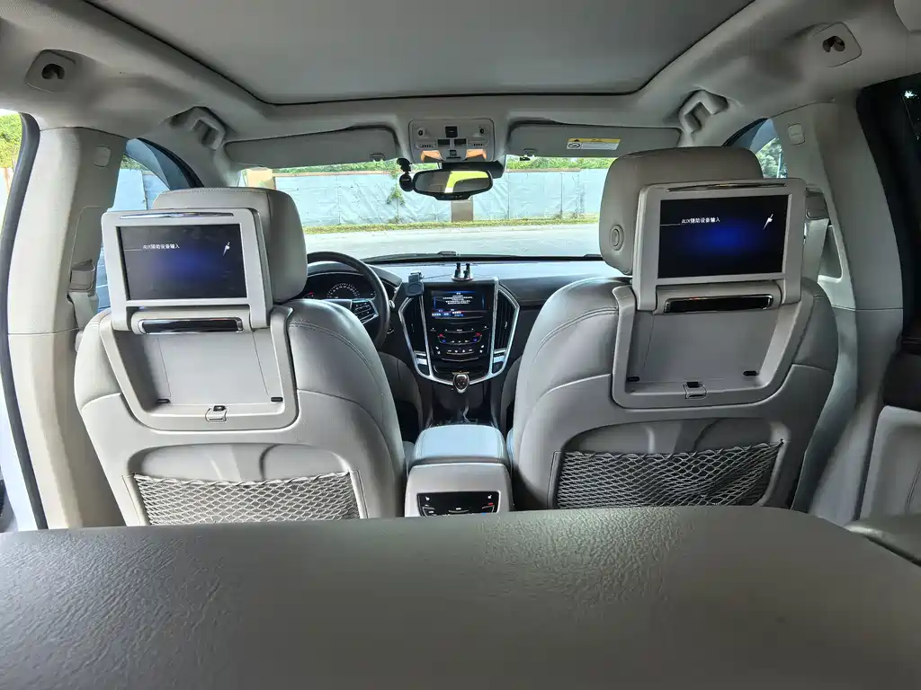 Cadillac SRX — миниатюра 21
