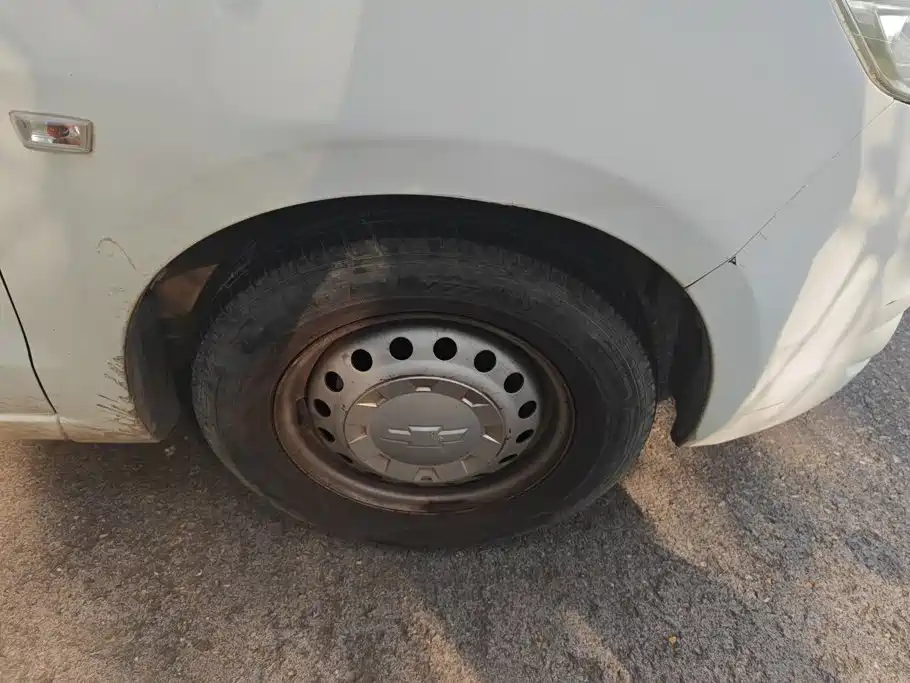Chevrolet Sail — миниатюра 6
