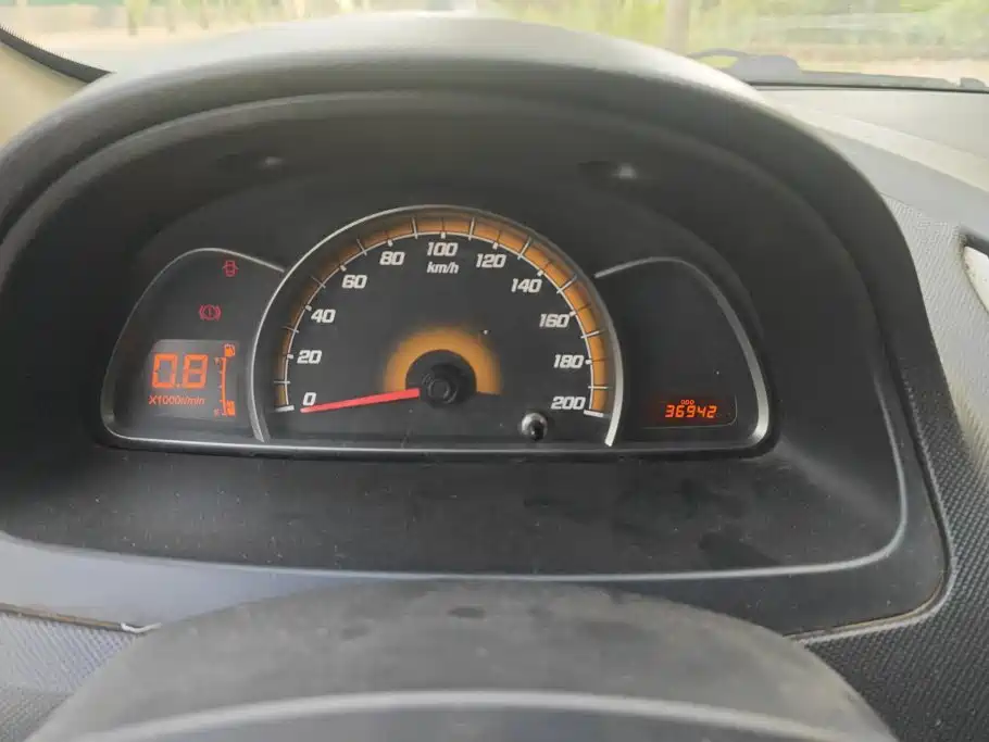 Chevrolet Sail — миниатюра 14