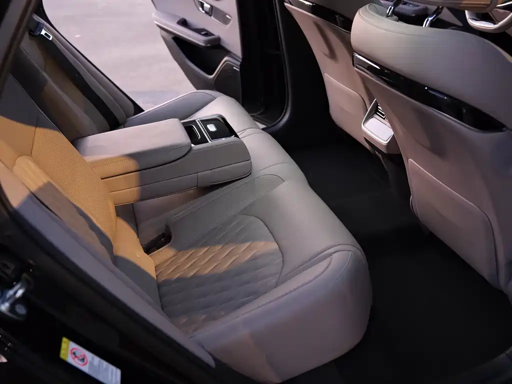 BYD Han — миниатюра 9