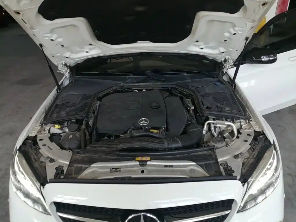 Mercedes-Benz C-Class — миниатюра 20