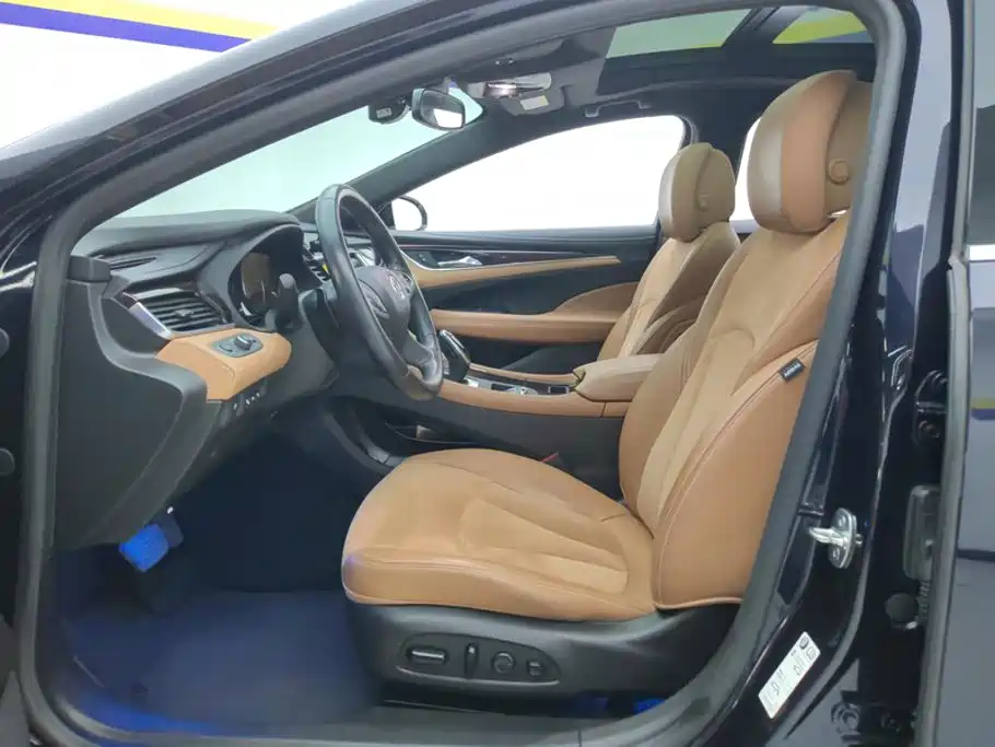 Buick LaCrosse — миниатюра 9