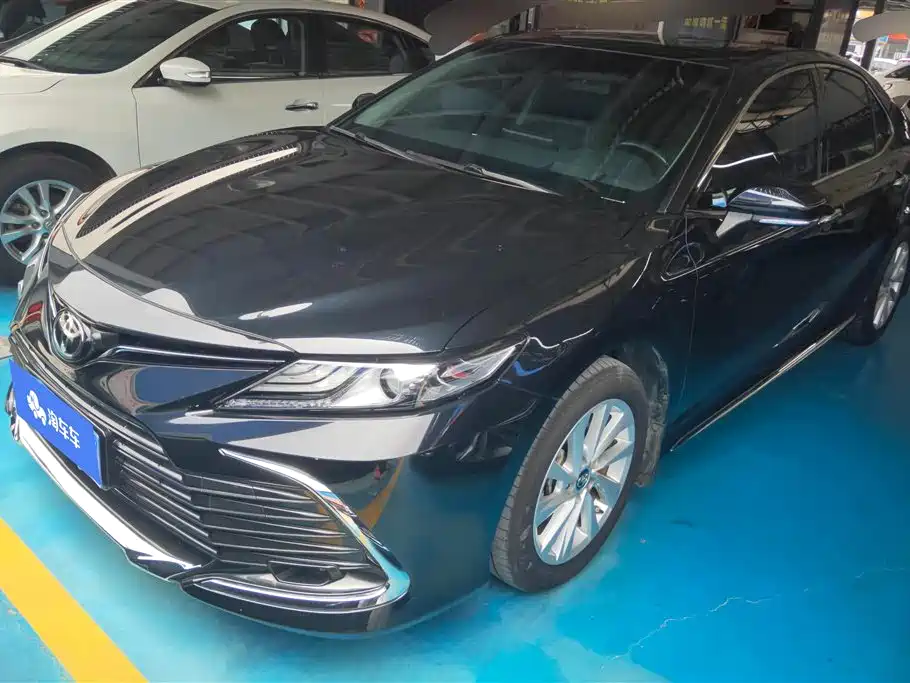 Toyota Camry 2023 2.0G Luxury Edition