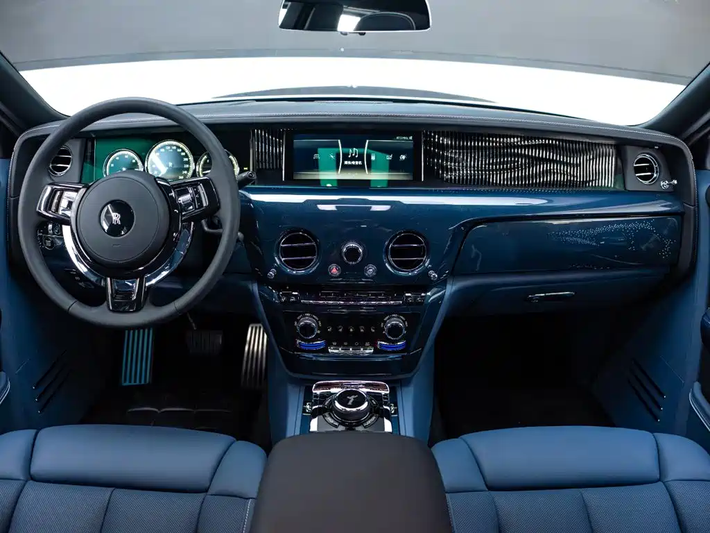 Rolls-Royce Phantom — миниатюра 10