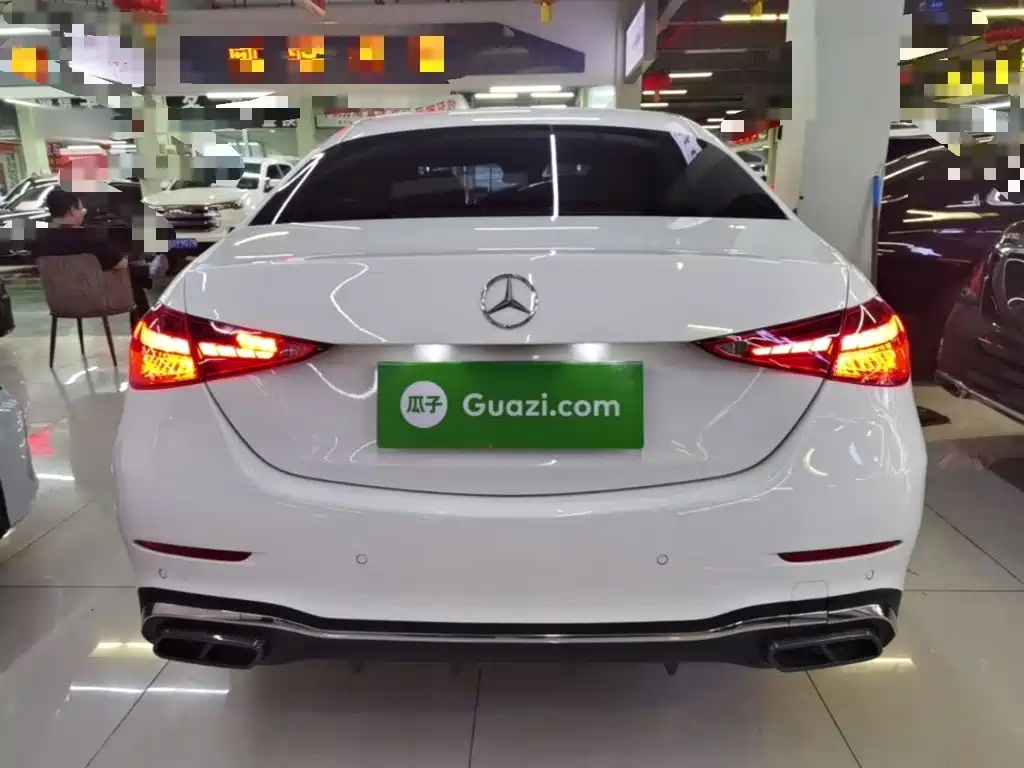 Mercedes-Benz C-Class — миниатюра 6