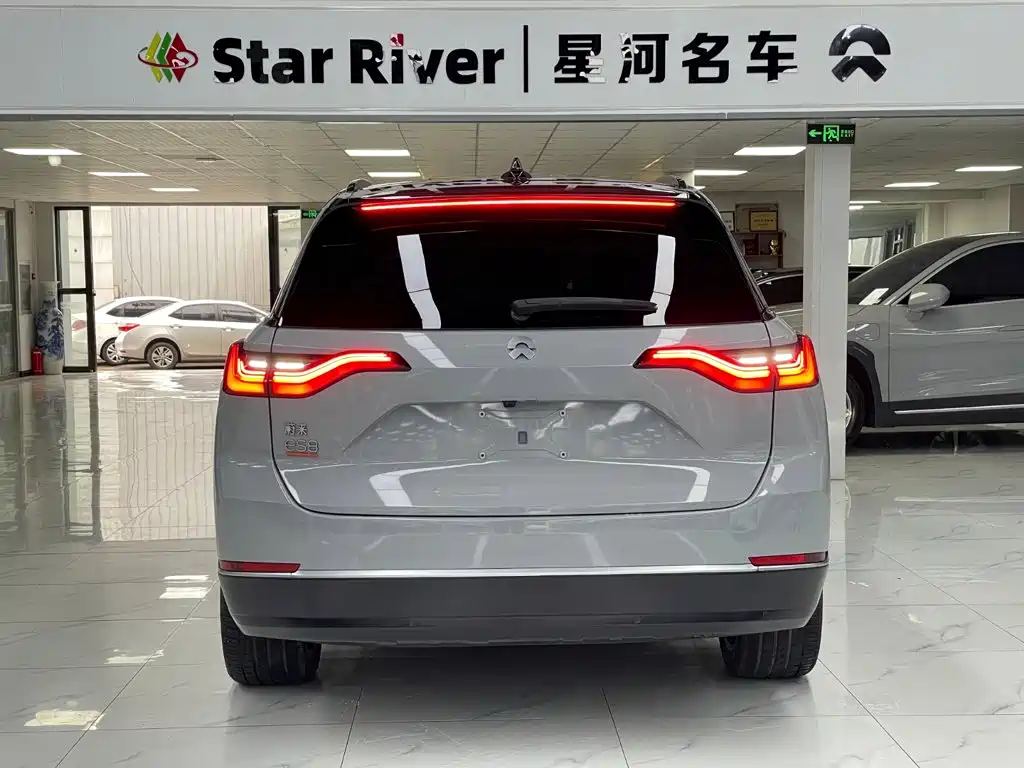 NIO ES8 — миниатюра 6