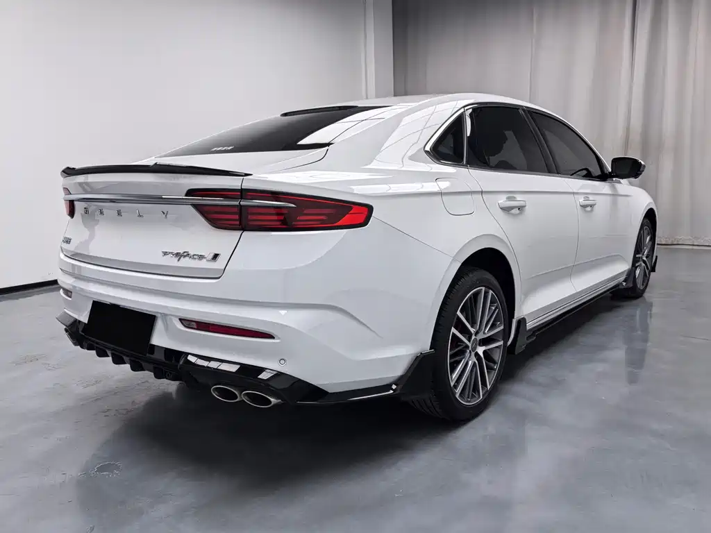 Geely Preface 2023 1.5TD