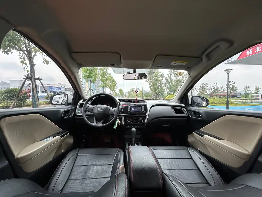 Honda City — миниатюра 10