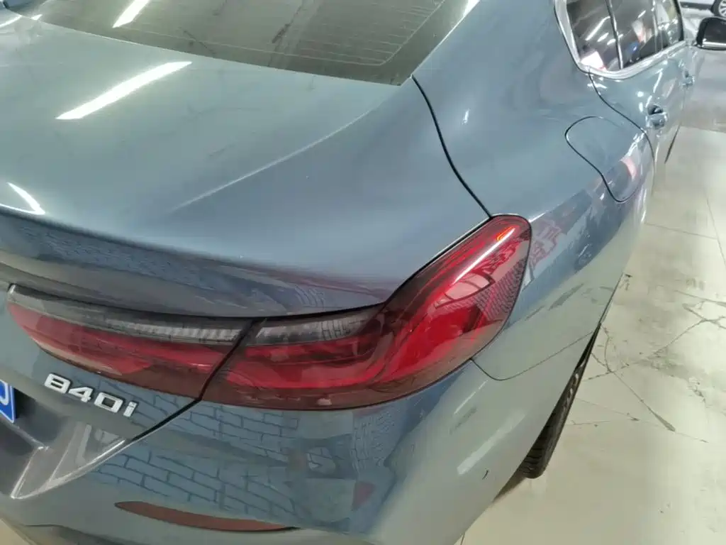 BMW 8 Series — миниатюра 8