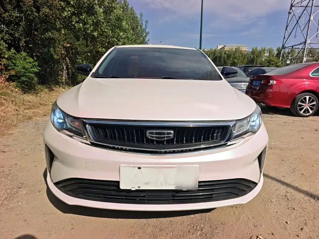 Geely Emgrand GL — миниатюра 3