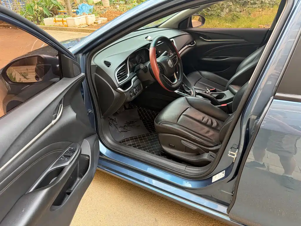 Buick Excelle — миниатюра 8