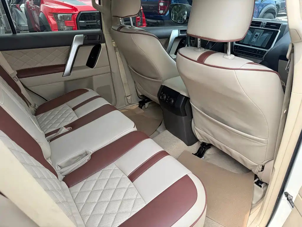 Toyota Prado (Import) — миниатюра 13