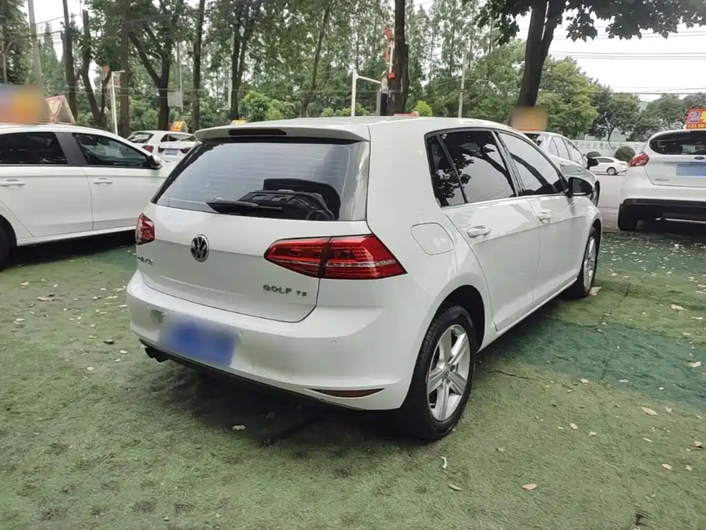 Volkswagen Golf 2015 1.4TSI AT Comfort