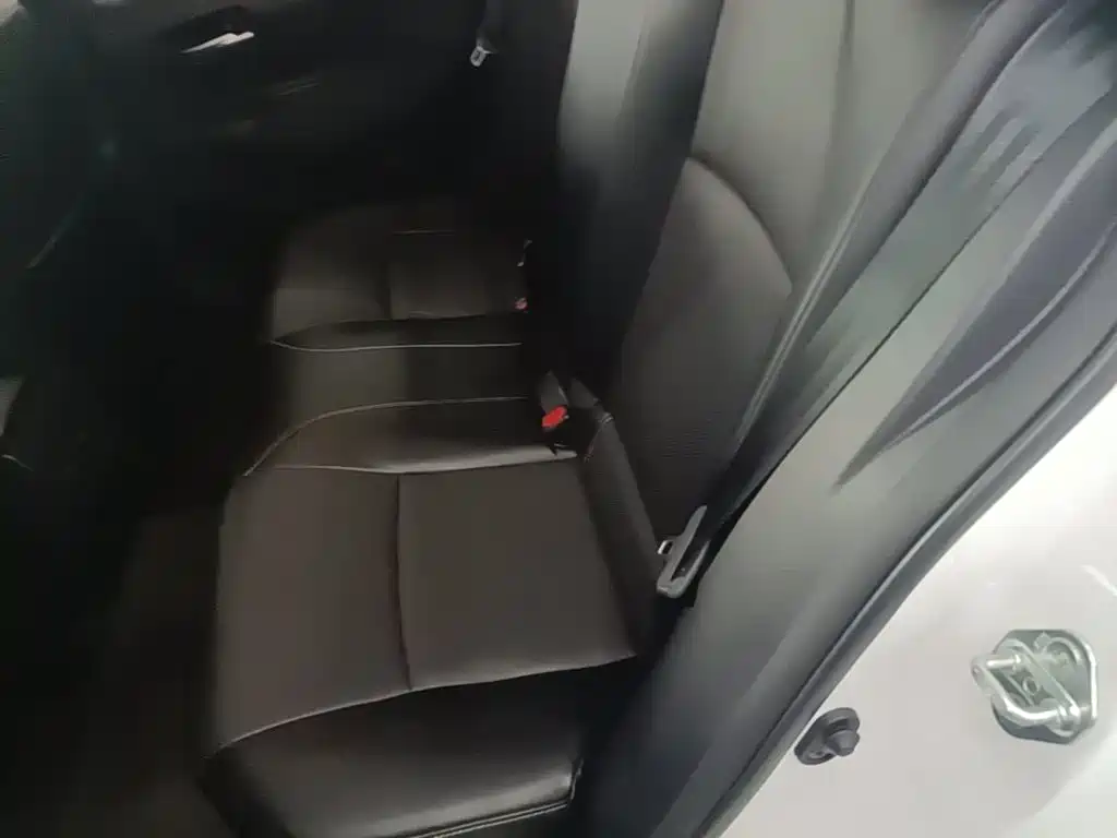 Toyota Corolla — миниатюра 17