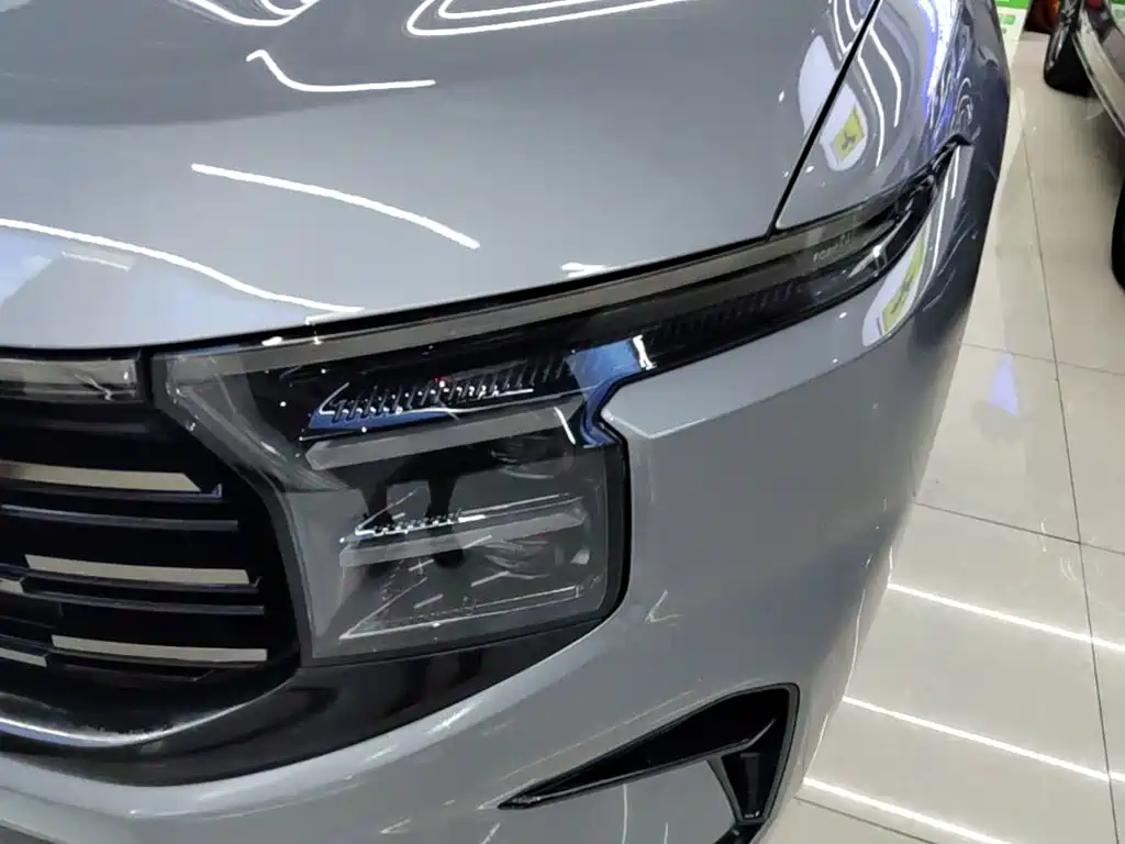 Ford Edge — миниатюра 24