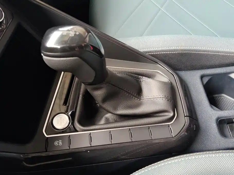 Volkswagen Lavida — миниатюра 16