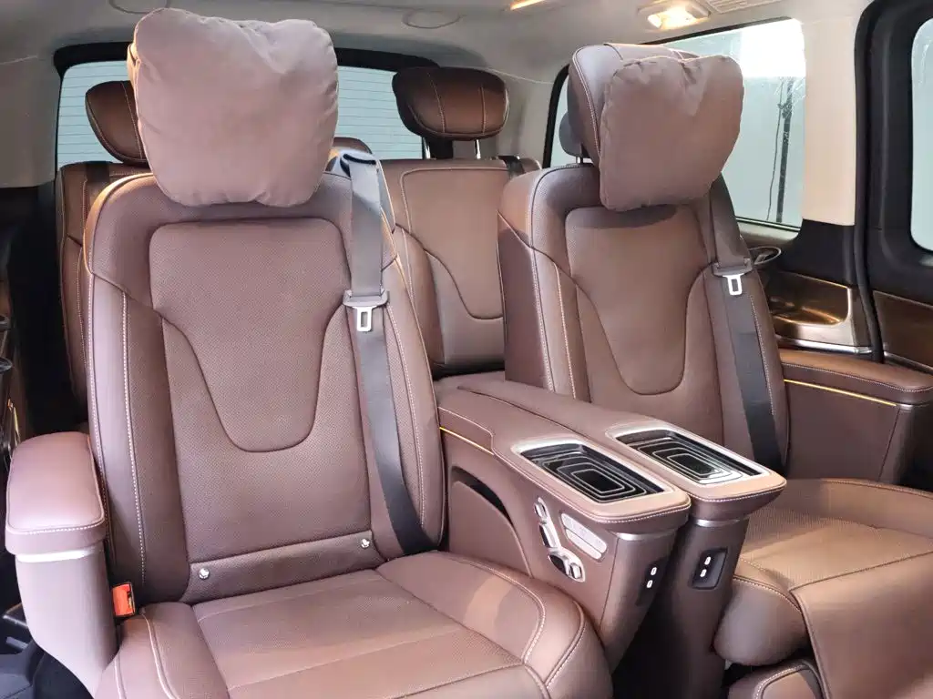 Mercedes-Benz V-Class — миниатюра 23