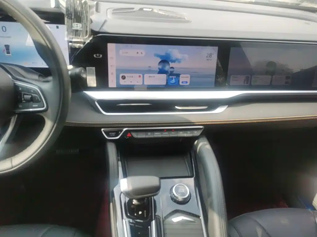 Geely Xingyue L — миниатюра 13
