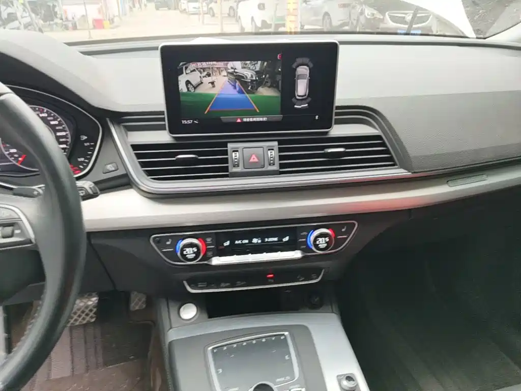Audi Q5L — миниатюра 13