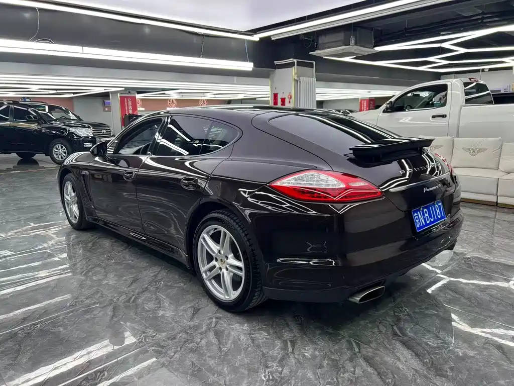 Porsche Panamera — миниатюра 7