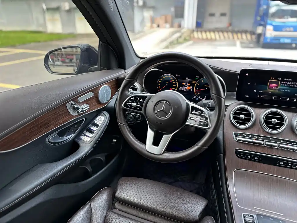 Mercedes-Benz GLC — миниатюра 14