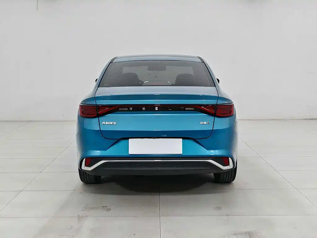 Geely Emgrand — миниатюра 20