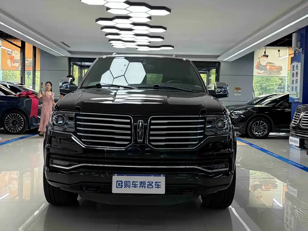 Lincoln Navigator — миниатюра 2
