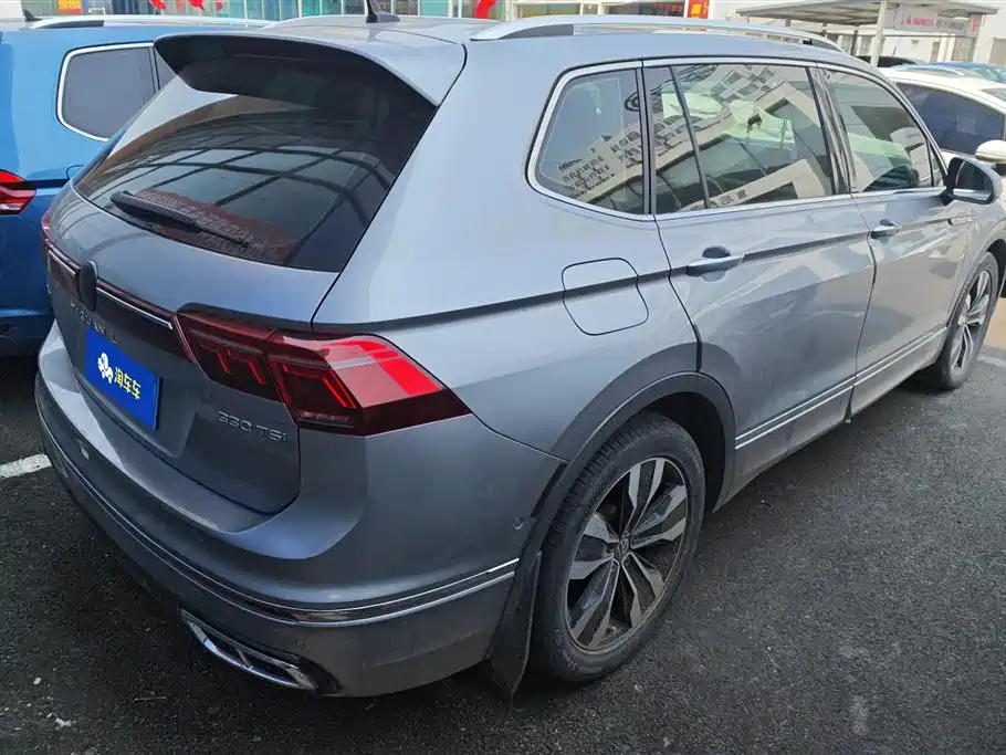 Volkswagen Tiguan L L 2022 330TSI AT R-Line Flagship