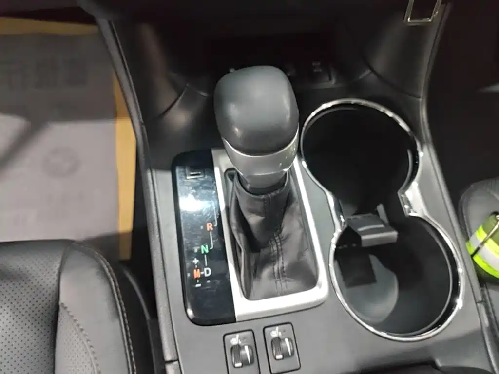 Toyota Highlander — миниатюра 14