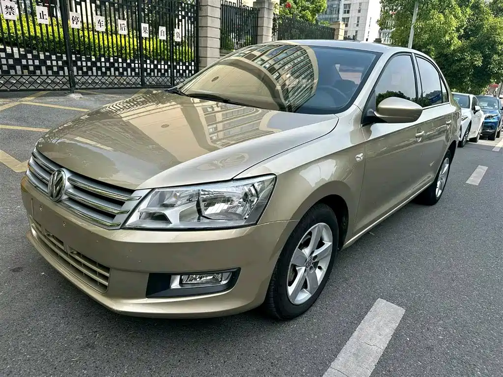 Купить Volkswagen Santana