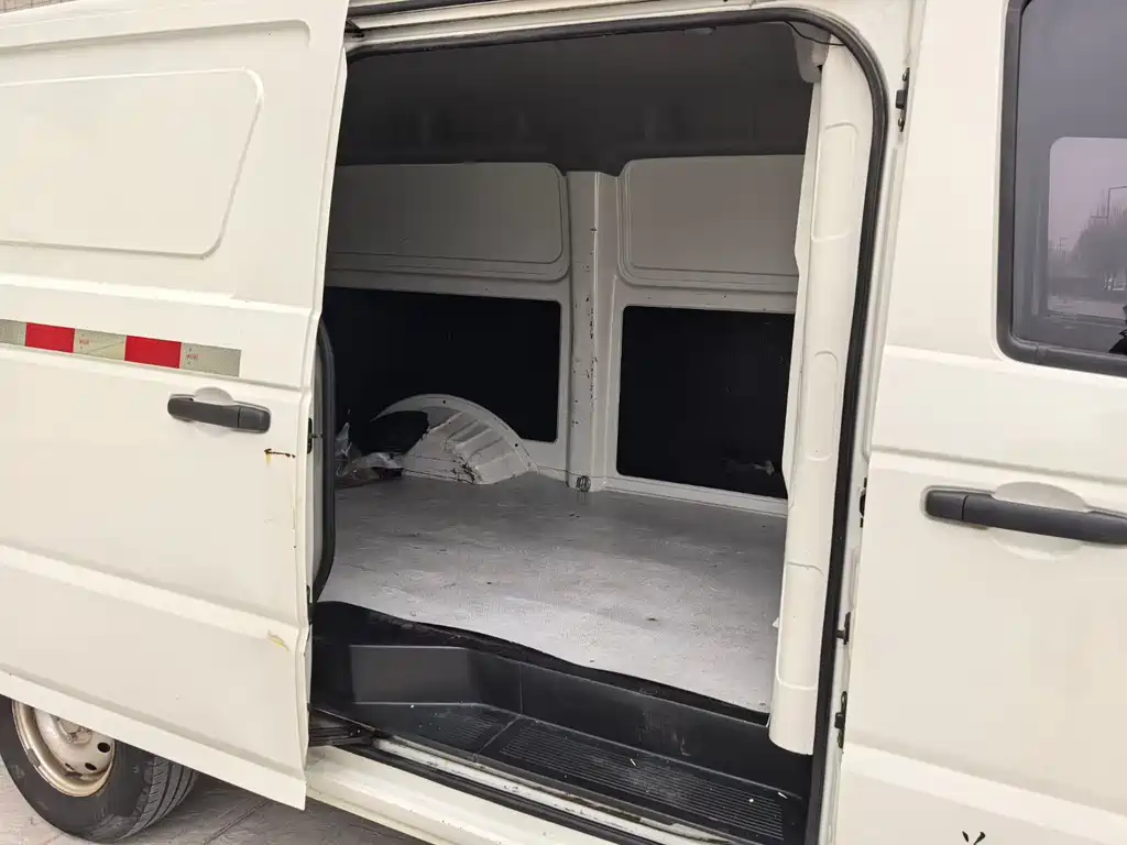 DONGFENG YUFENG EM26