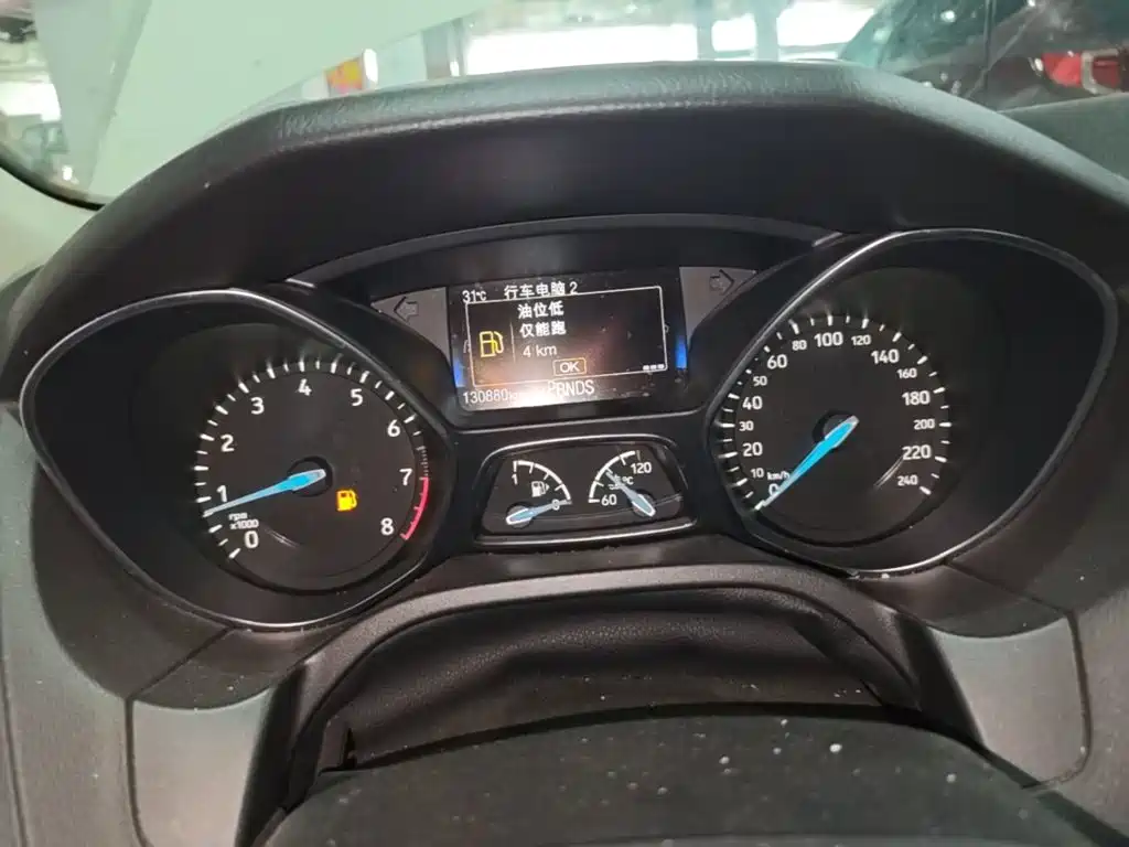 Ford Focus — миниатюра 12