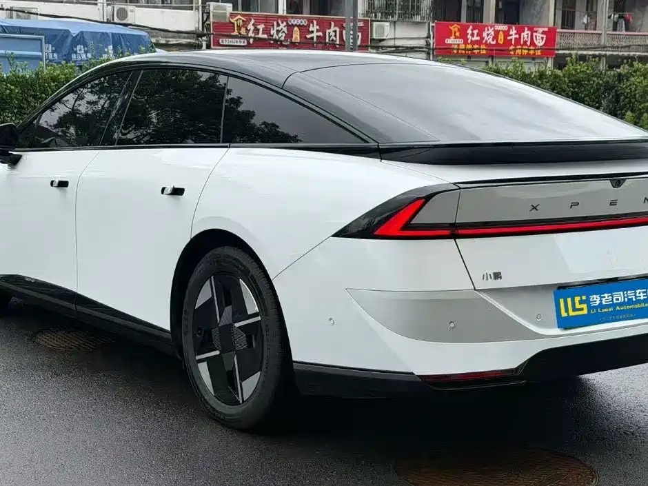 XPeng P7+ — миниатюра 3