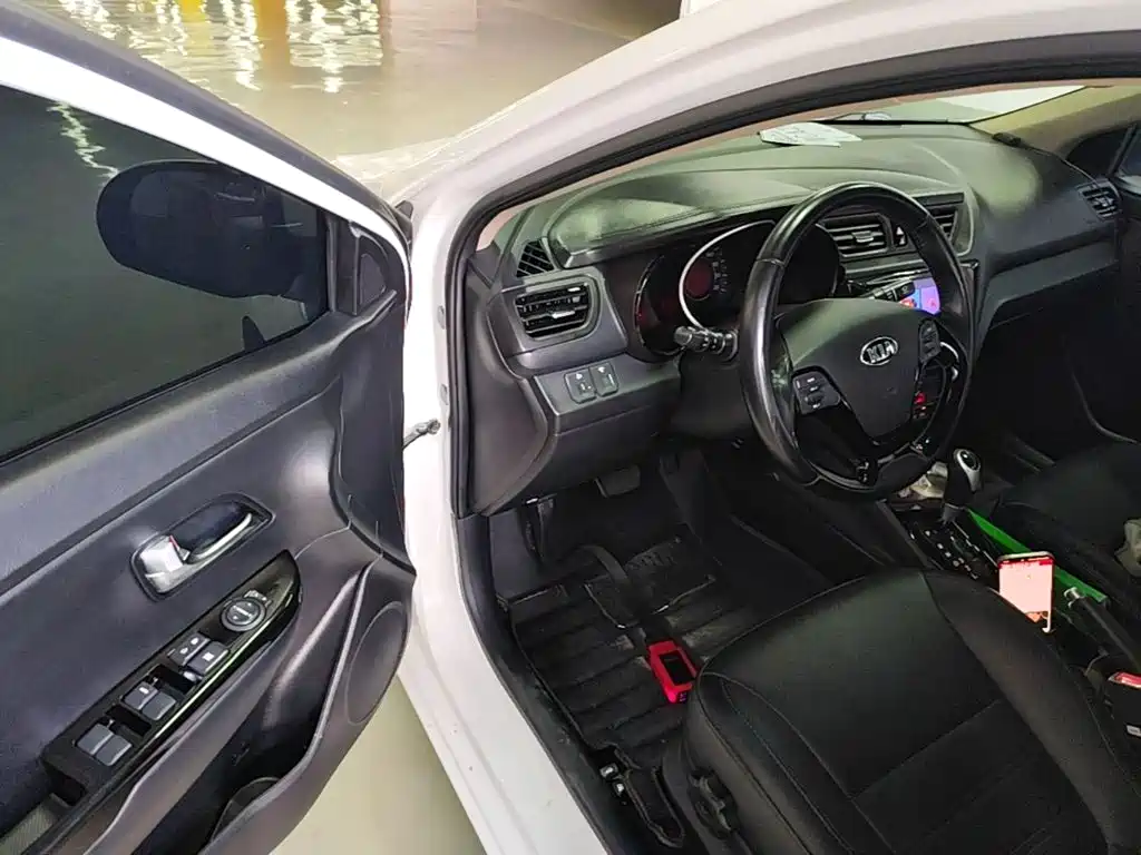 Kia K2 — миниатюра 16