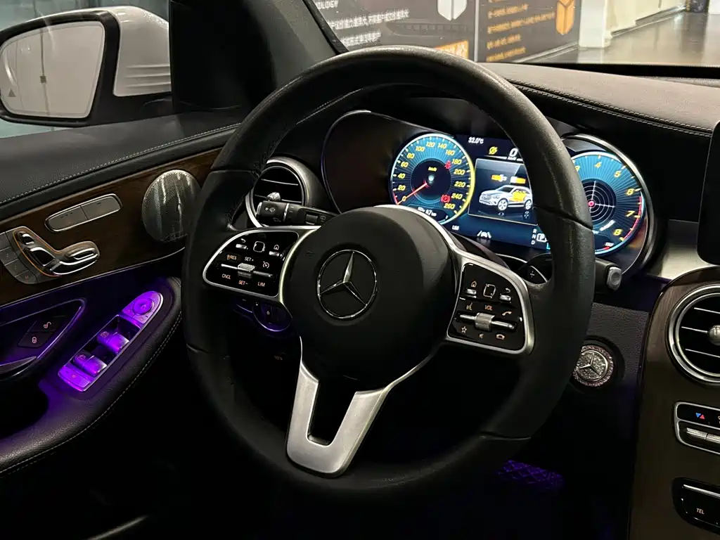 Mercedes-Benz GLC 2021 GLC 300 L 4MATIC