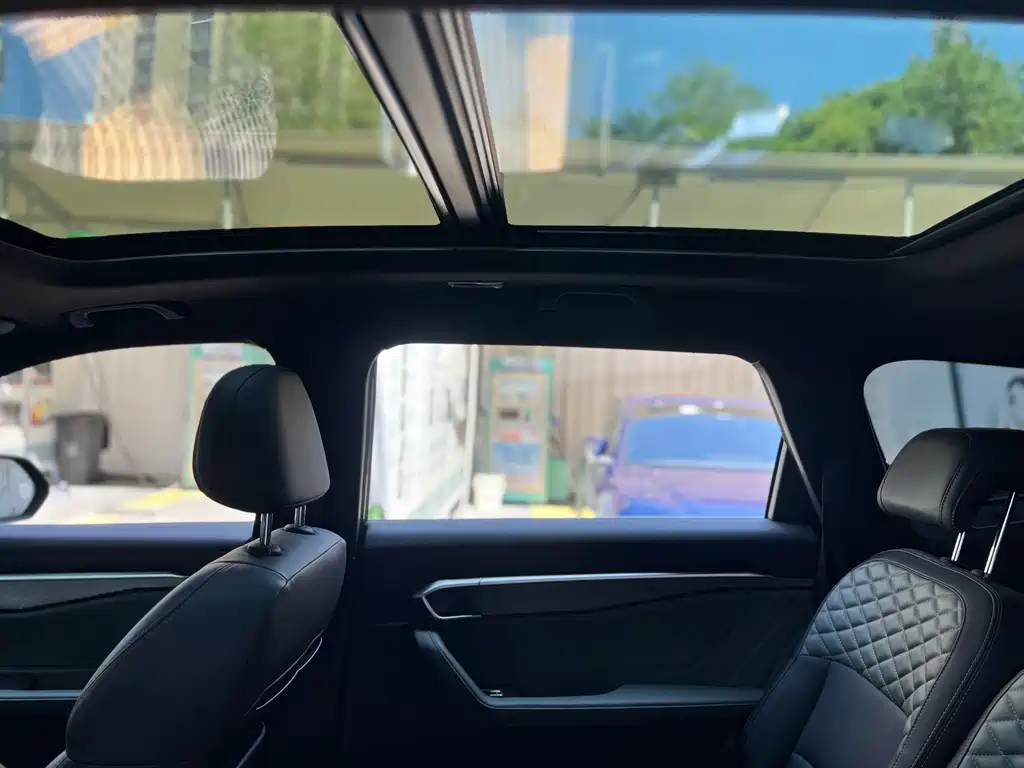 Geely Haoyue L — миниатюра 12
