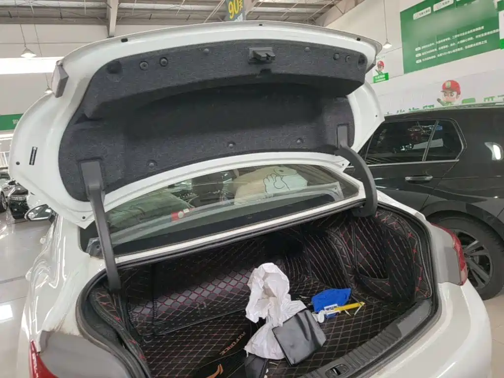 Buick Verano — миниатюра 19