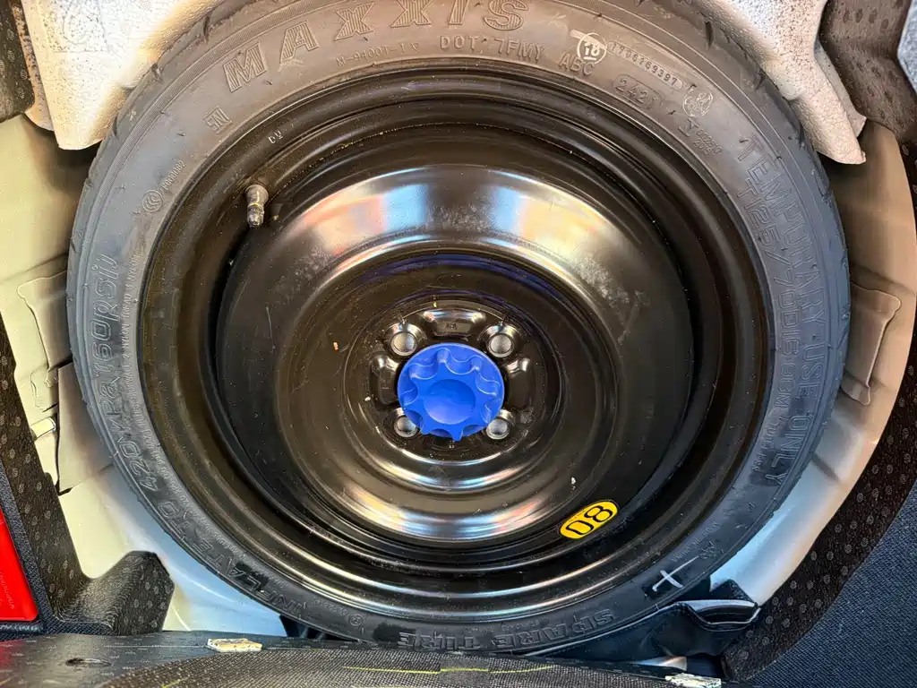 TOYOTA YARIS L ZHIXUAN