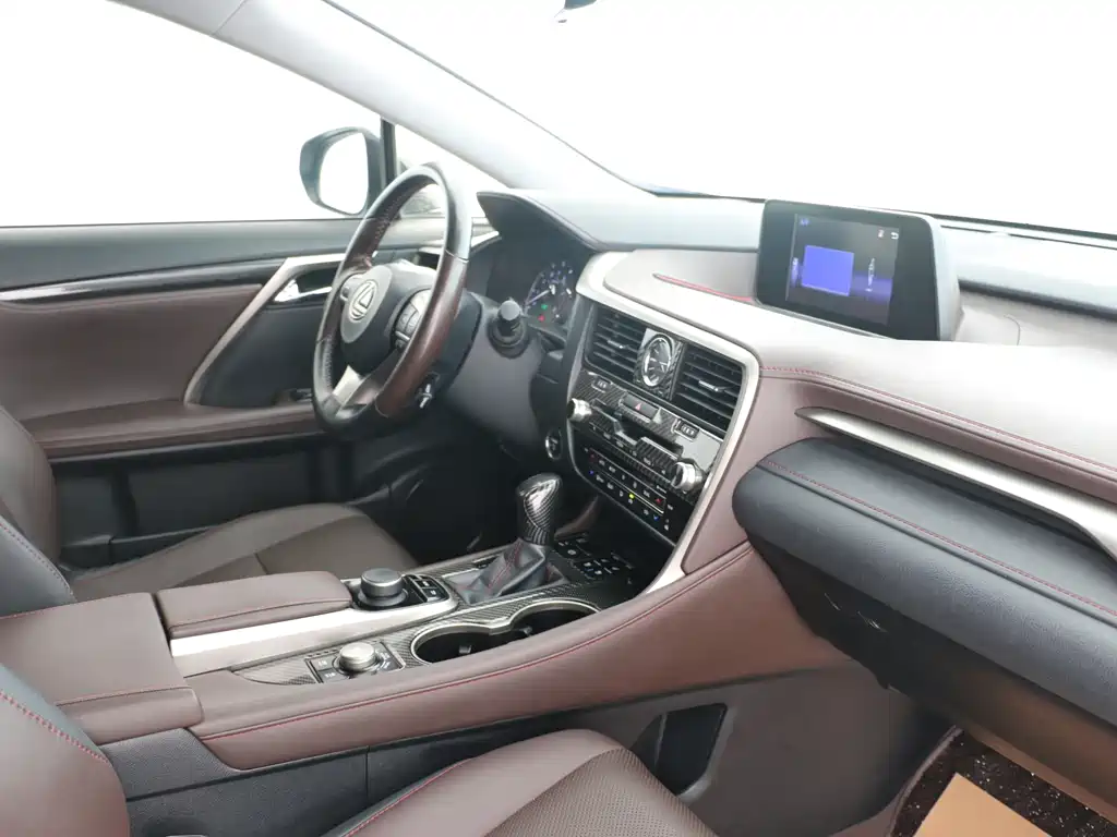 Lexus RX — миниатюра 13